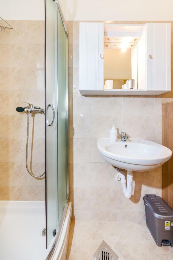 Apartment Culina Pridraga Eksteriør billede