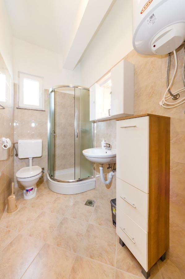 Apartment Culina Pridraga Eksteriør billede