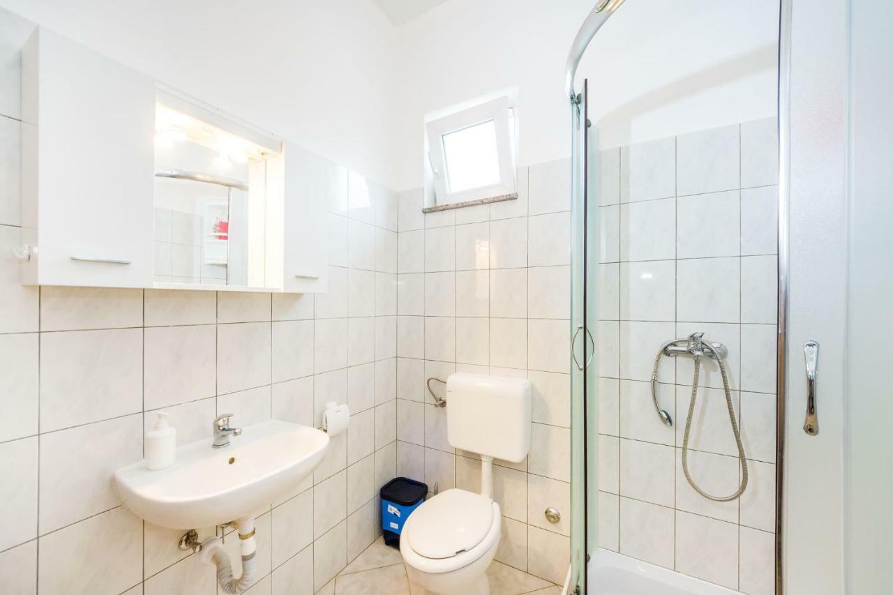 Apartment Culina Pridraga Eksteriør billede