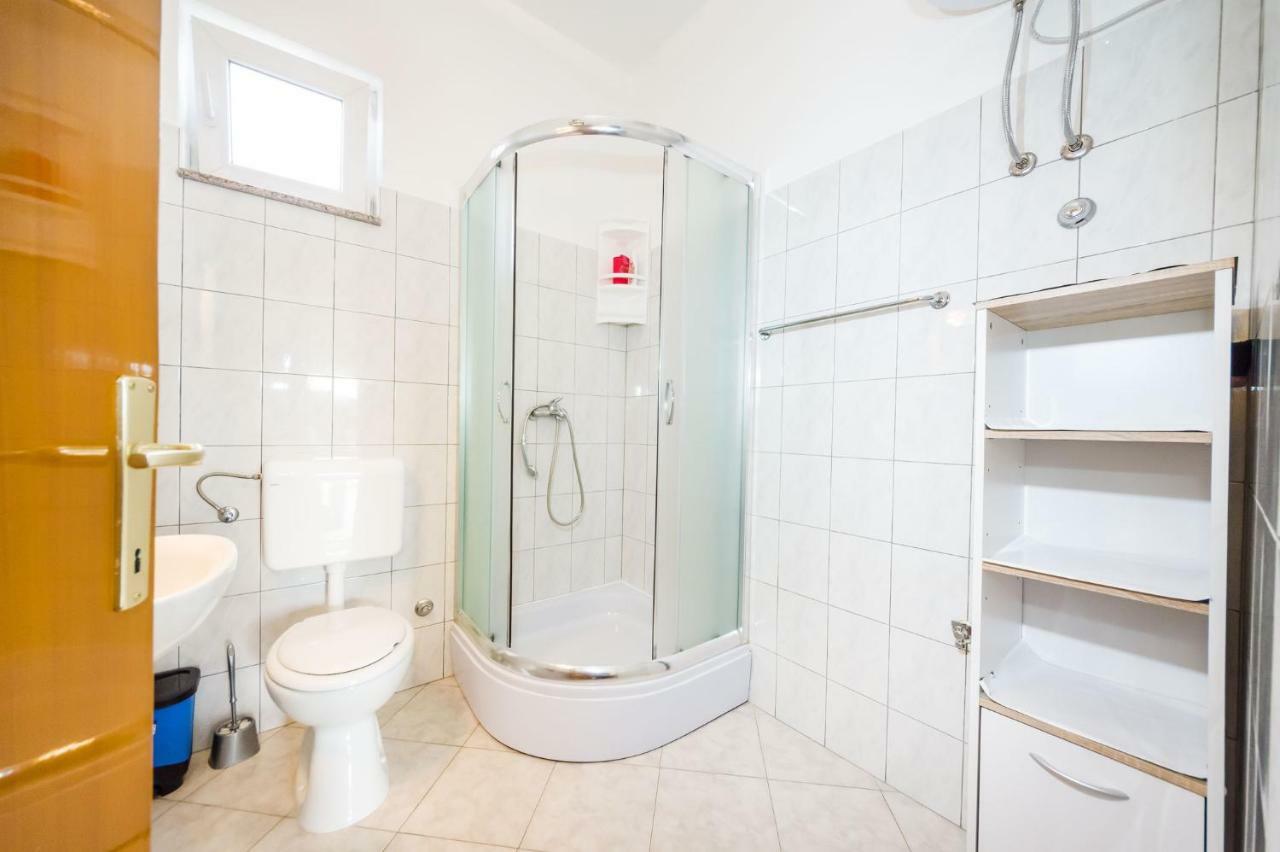 Apartment Culina Pridraga Eksteriør billede